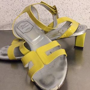 Roger Vivier Paris shoes